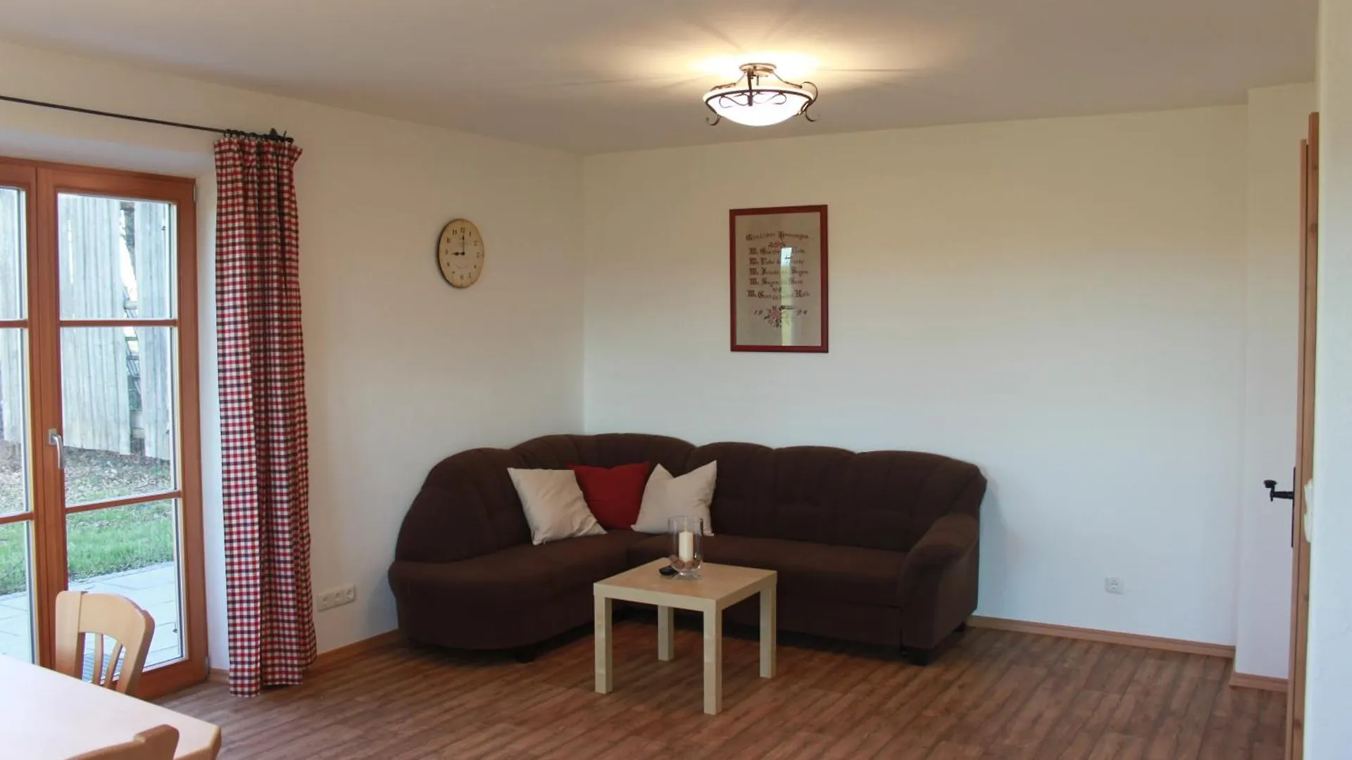 Urlaubshof Grimm Apartman Egling Németország